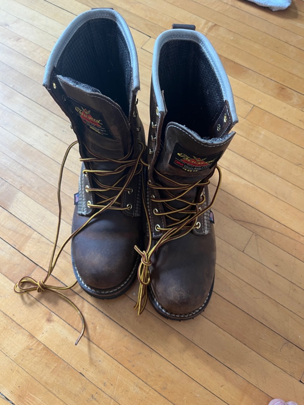 Steel-toe Brown Leather Work Boots with Lace-Up Support